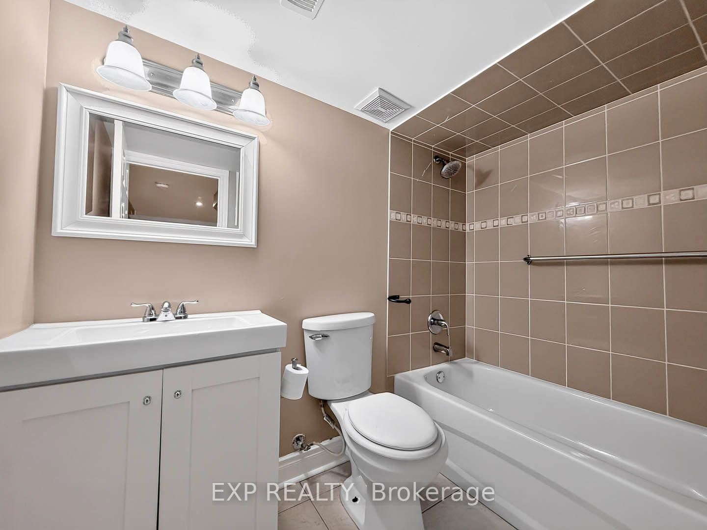 57 Weir Street S • Hamilton, ON photo 34
