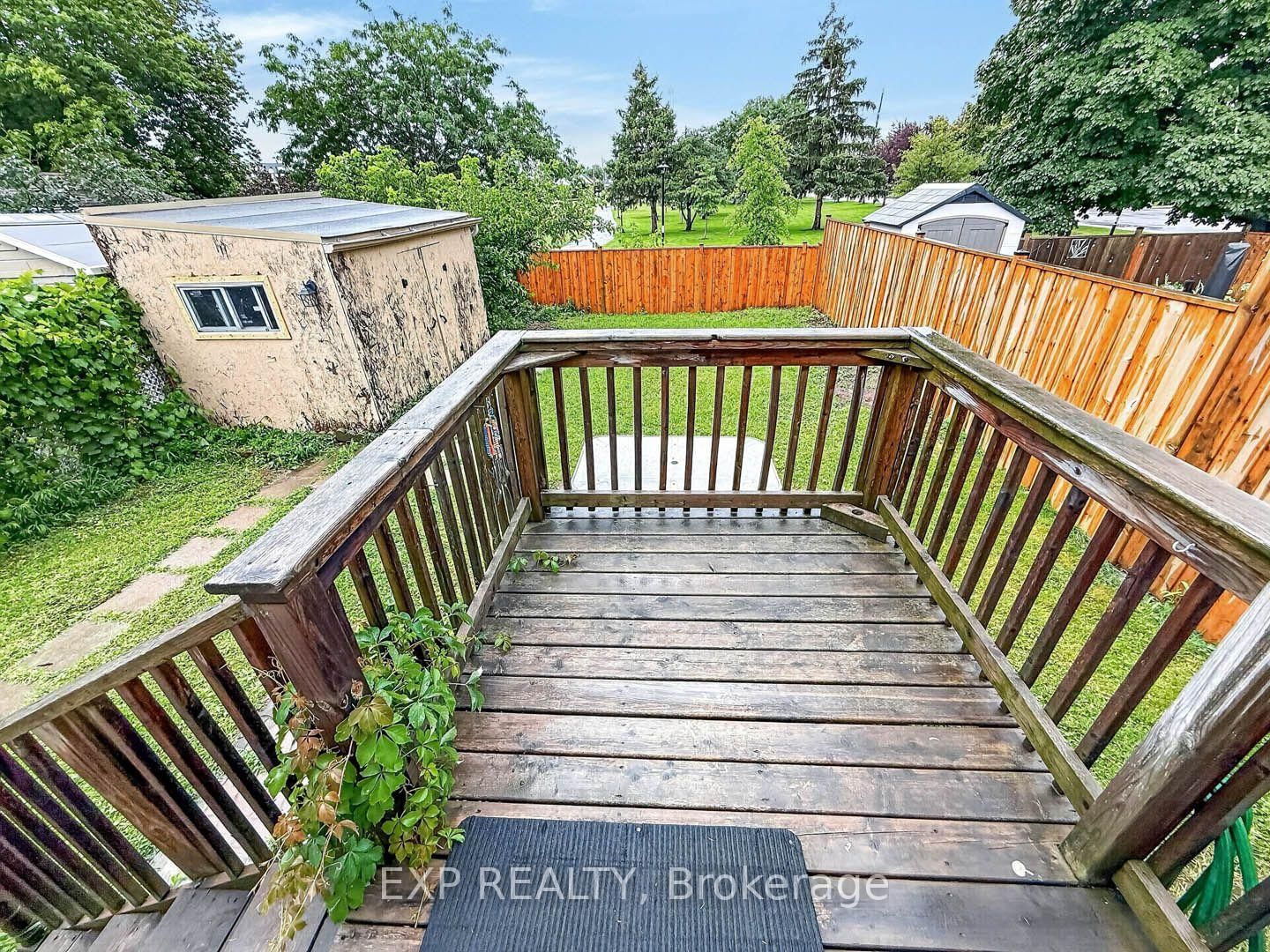 57 Weir Street S • Hamilton, ON photo 41