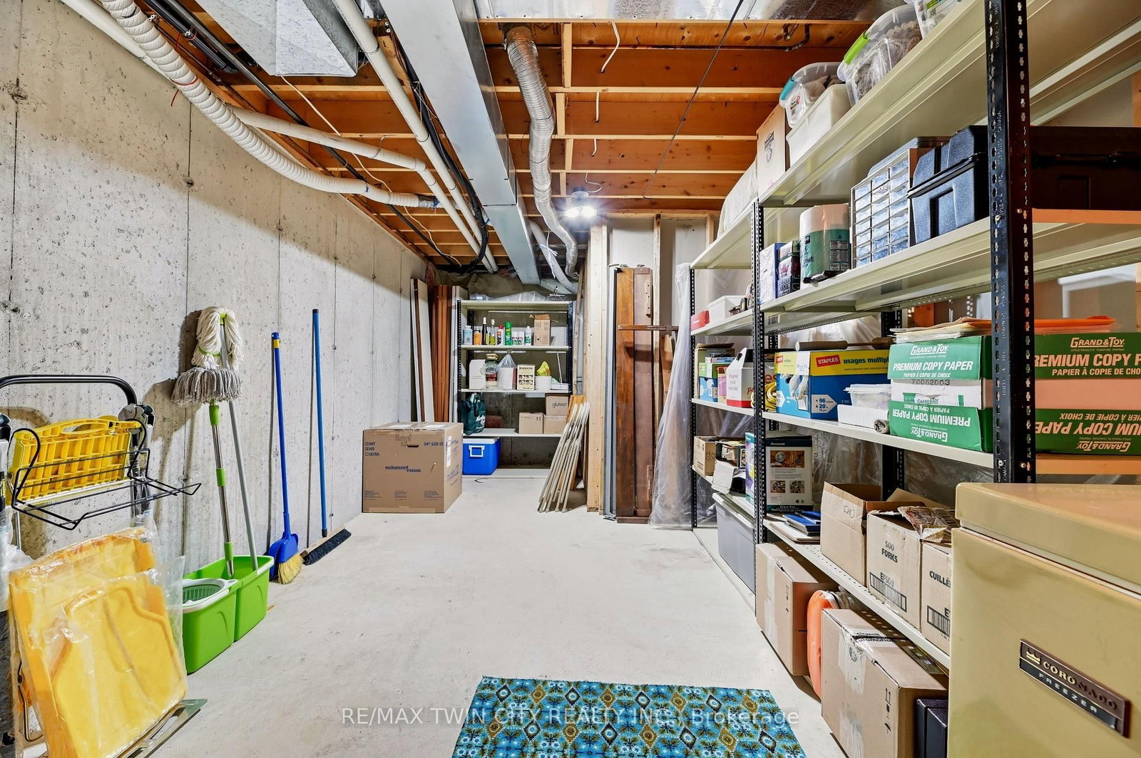 Listing Image 19