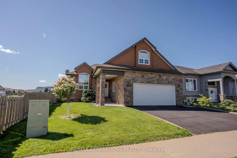 706 WEILER Boulevard