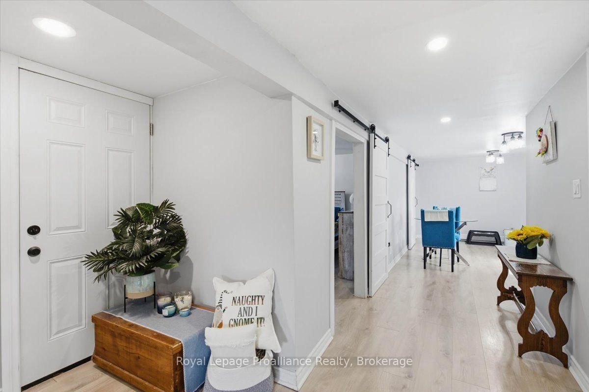 270 Colonial Road • Belleville, ON photo 13