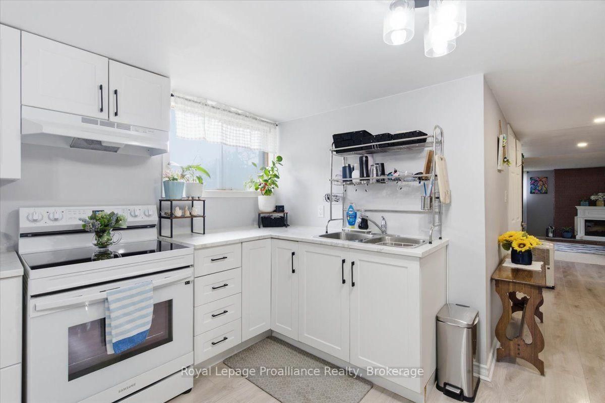 270 Colonial Road • Belleville, ON photo 17