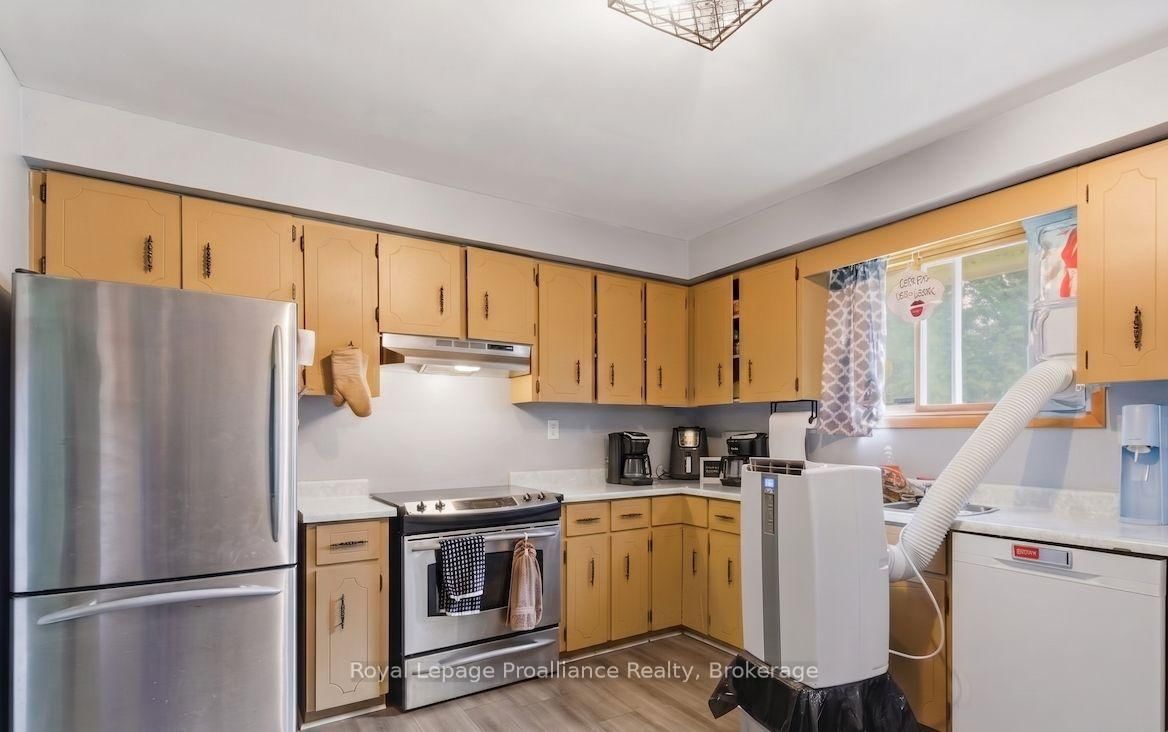 270 Colonial Road • Belleville, ON photo 27
