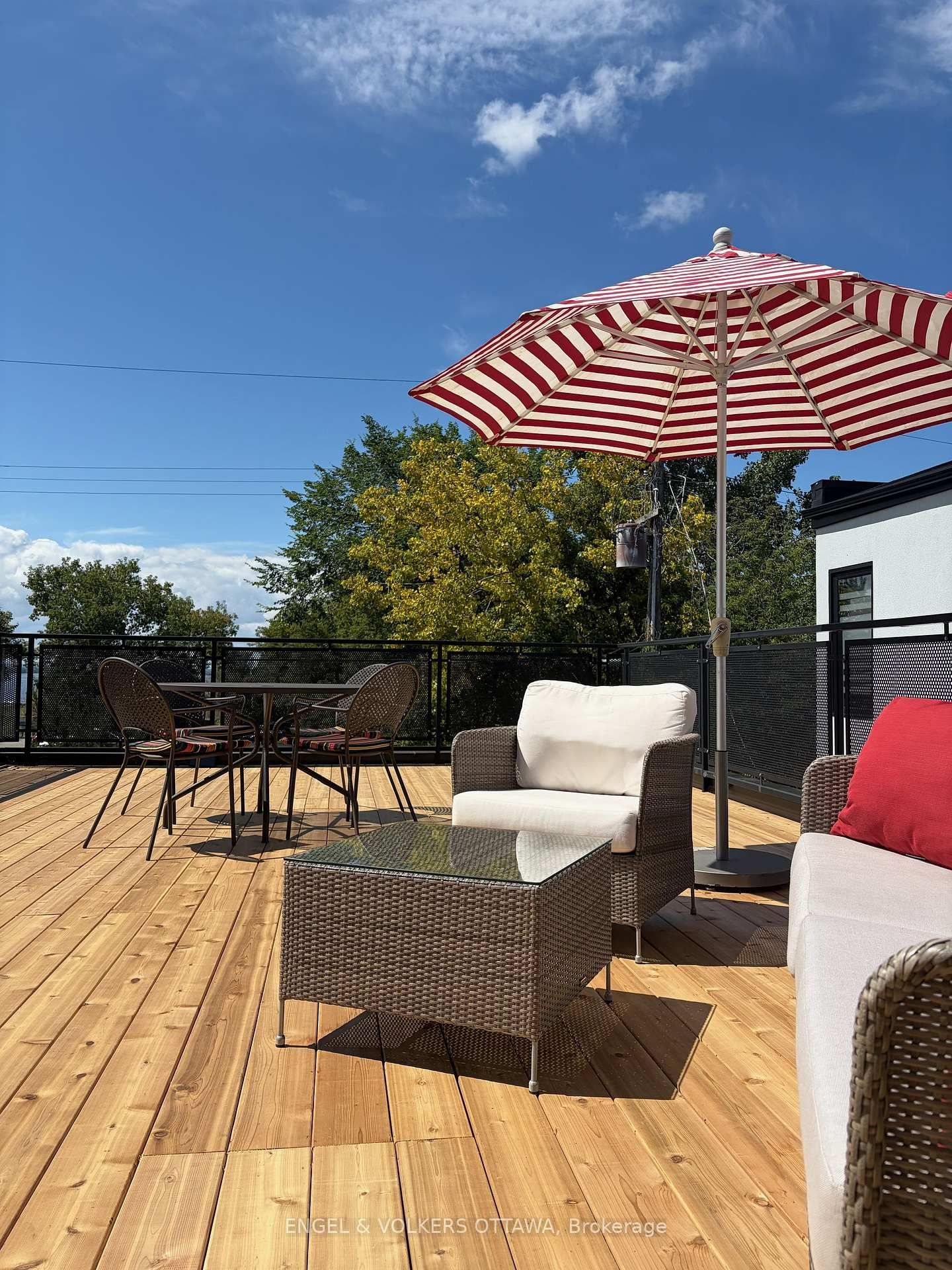 252 Atlantis Avenue • Ottawa, ON photo 37