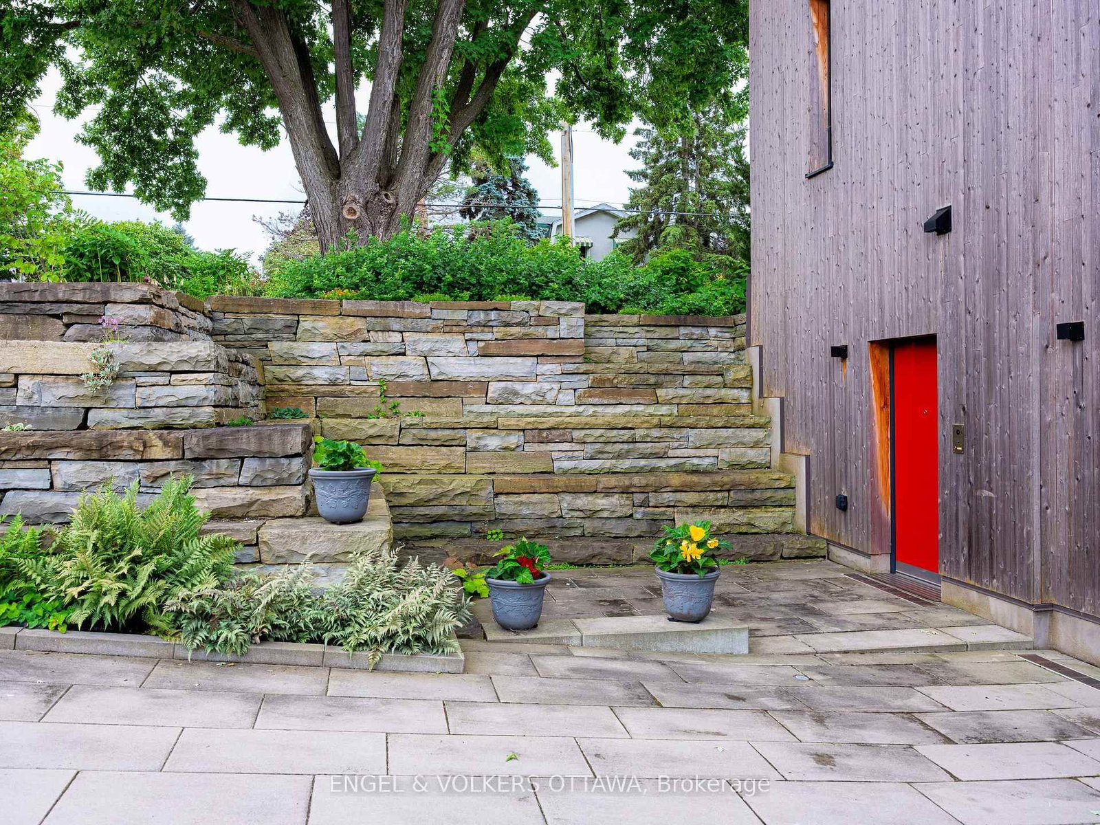 252 Atlantis Avenue • Ottawa, ON photo 40