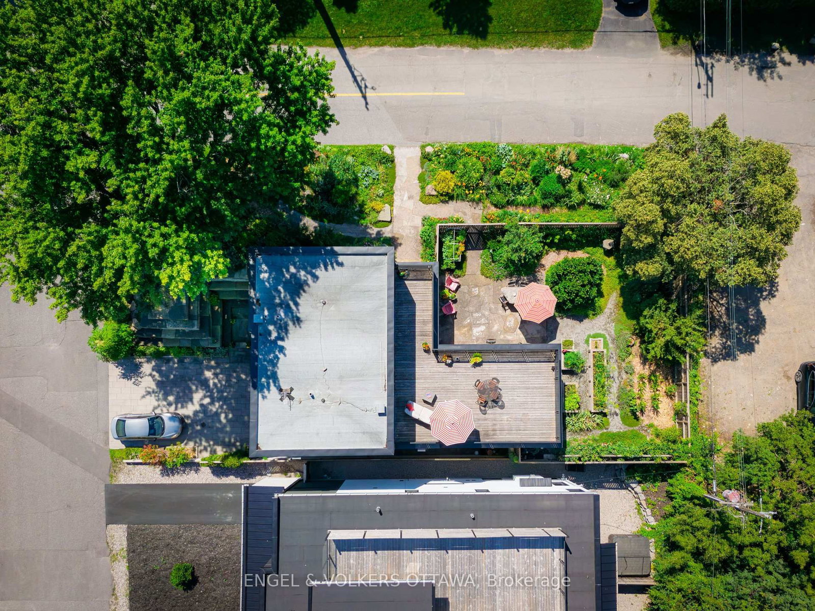 252 Atlantis Avenue • Ottawa, ON photo 42