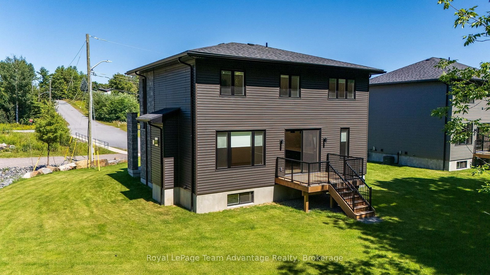 53 Dennis Drive • Parry Sound, ON photo 3