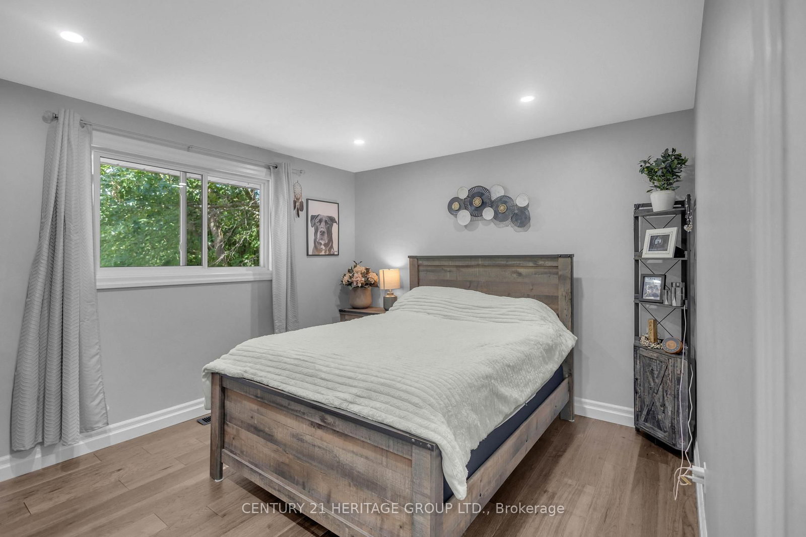 30 Ridgeway Avenue • Norfolk, ON photo 18