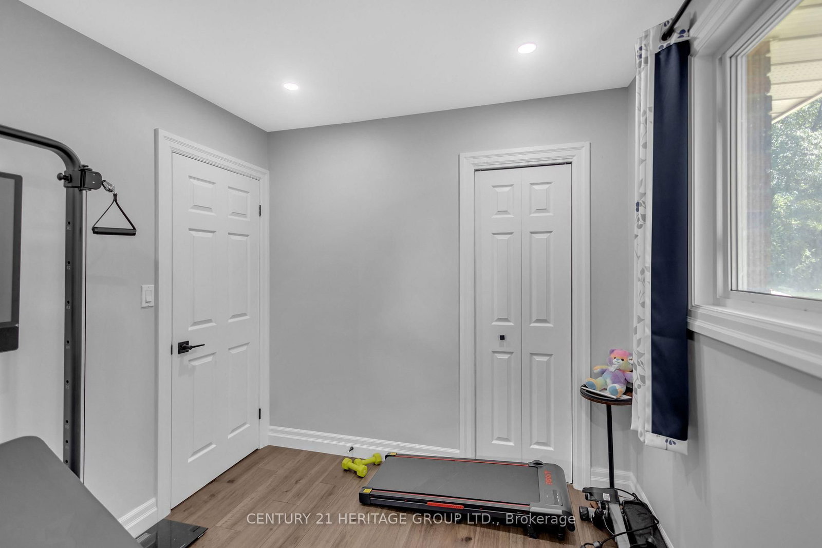 30 Ridgeway Avenue • Norfolk, ON photo 22
