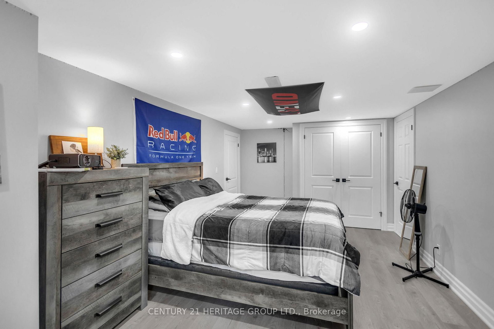 30 Ridgeway Avenue • Norfolk, ON photo 32