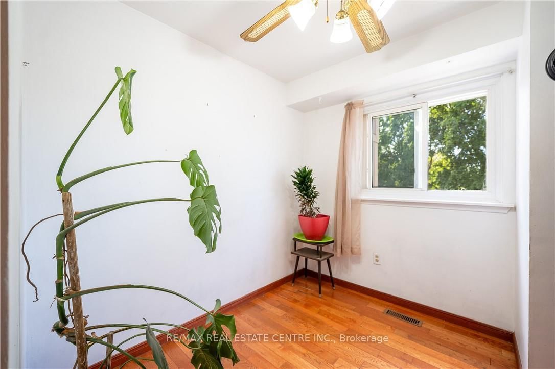 75-51 Paulander Dr, Kitchener, view 11