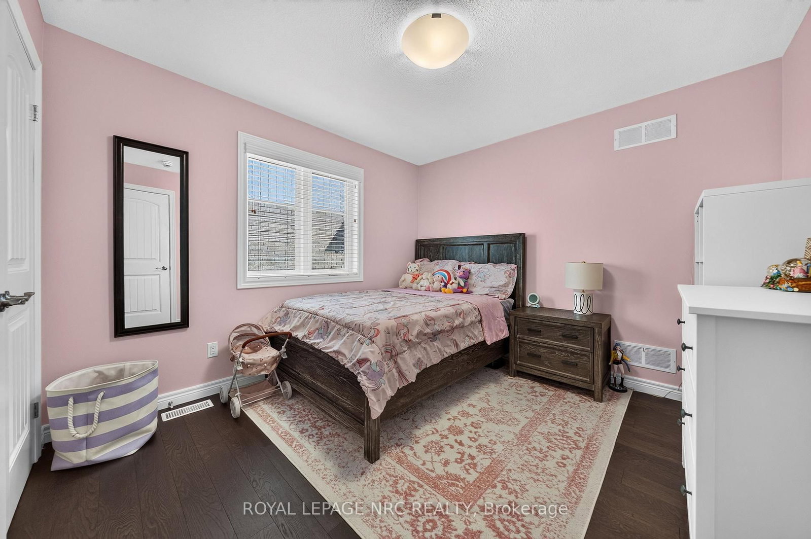 18 Eastman Gateway • Thorold, ON photo 26