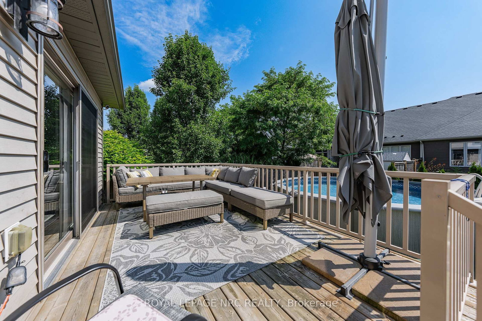 18 Eastman Gateway • Thorold, ON photo 41