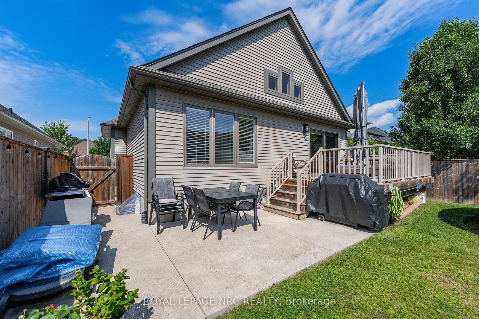 18 Eastman Gateway • Thorold, ON photo 44