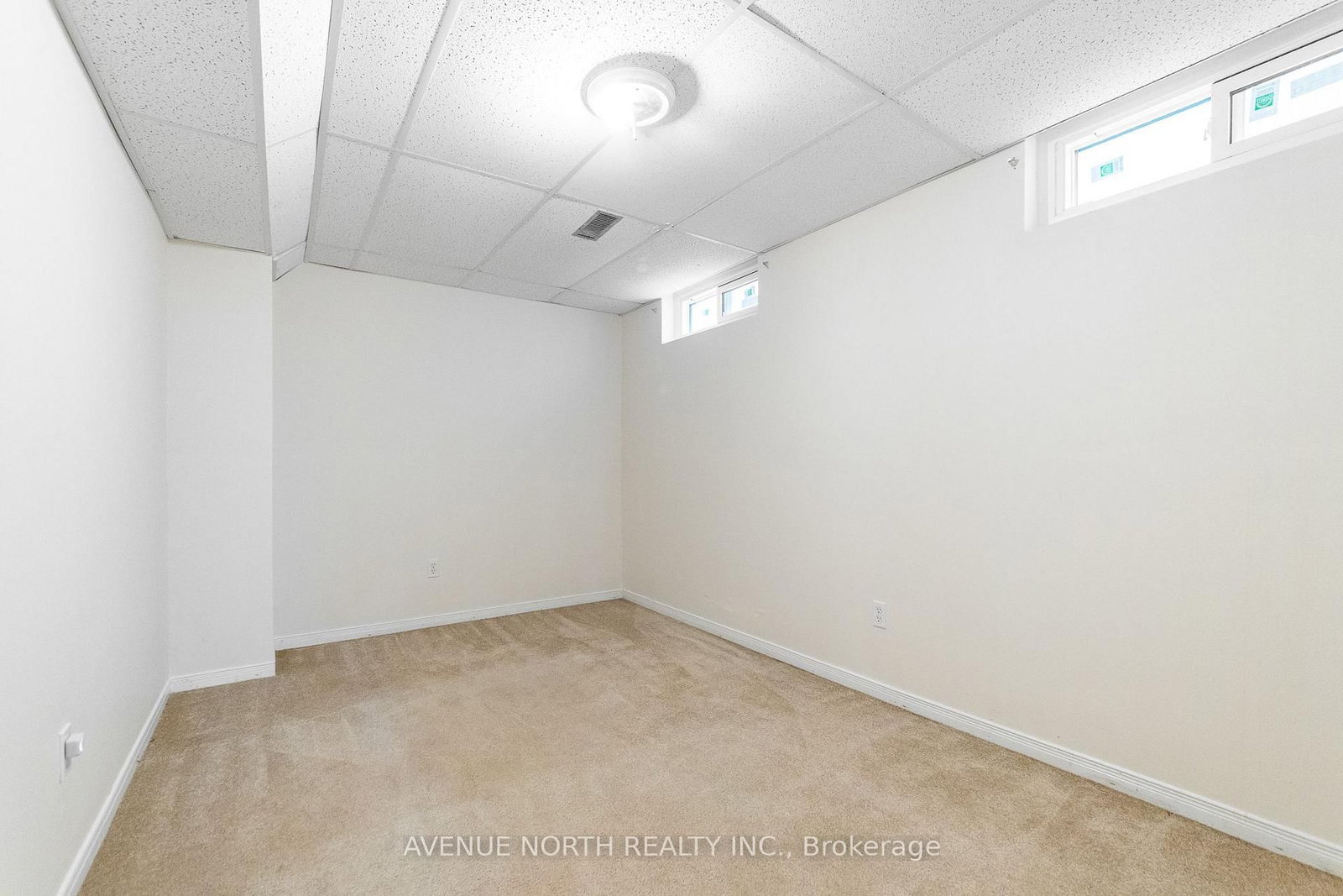 861 Karsh Drive • Ottawa, ON photo 39