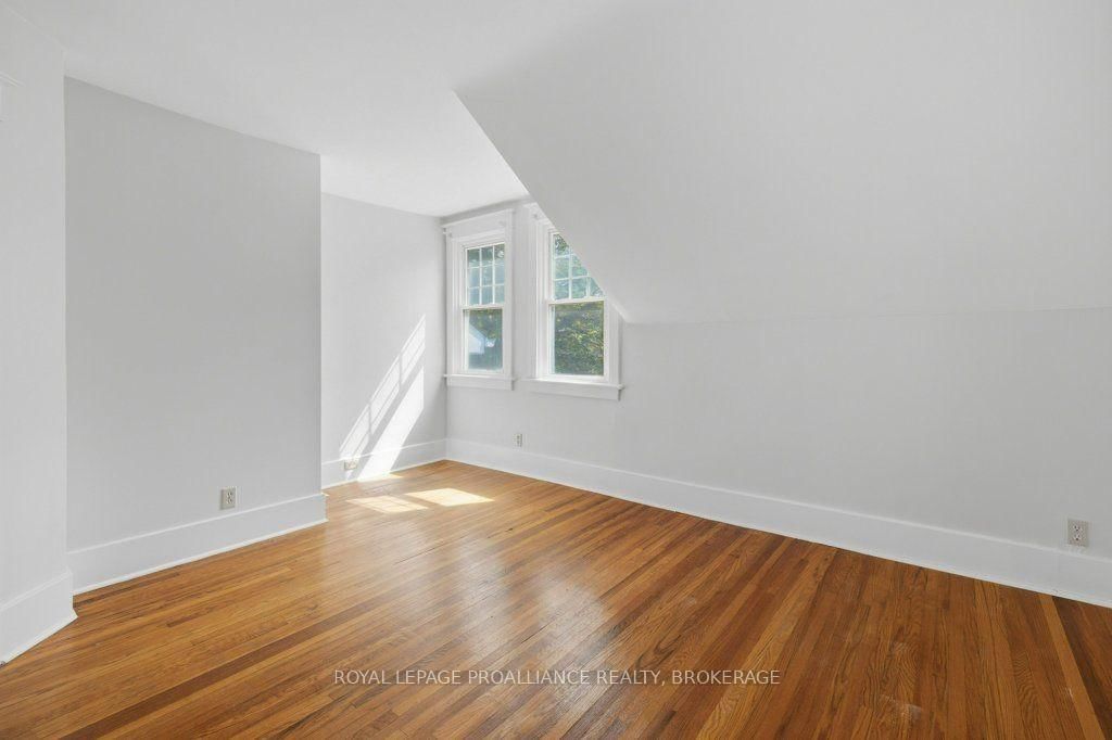 256 Collingwood Street • Kingston, ON photo 24