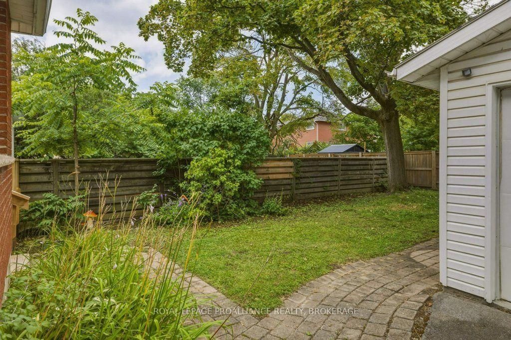 256 Collingwood Street • Kingston, ON photo 31