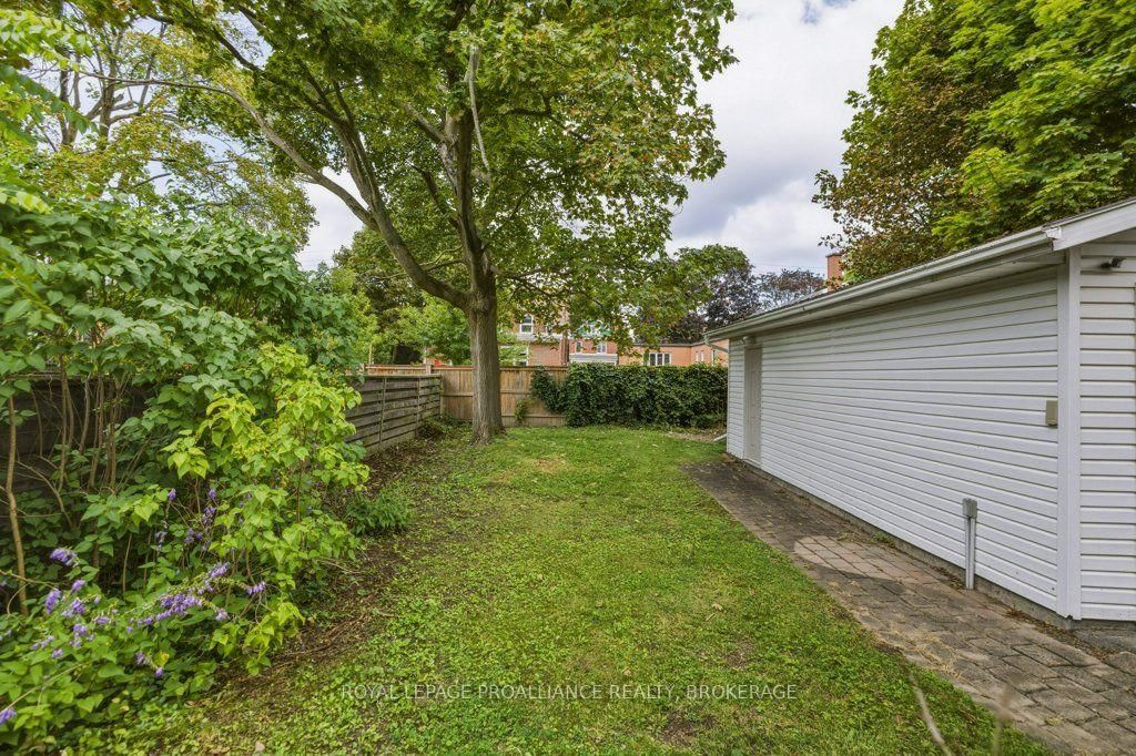 256 Collingwood Street • Kingston, ON photo 33
