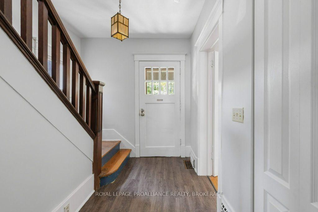 256 Collingwood Street • Kingston, ON photo 5