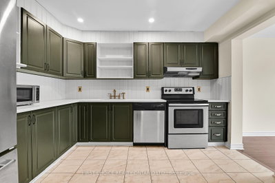 358 Gerry Lalonde Drive • Ottawa, ON photo 6