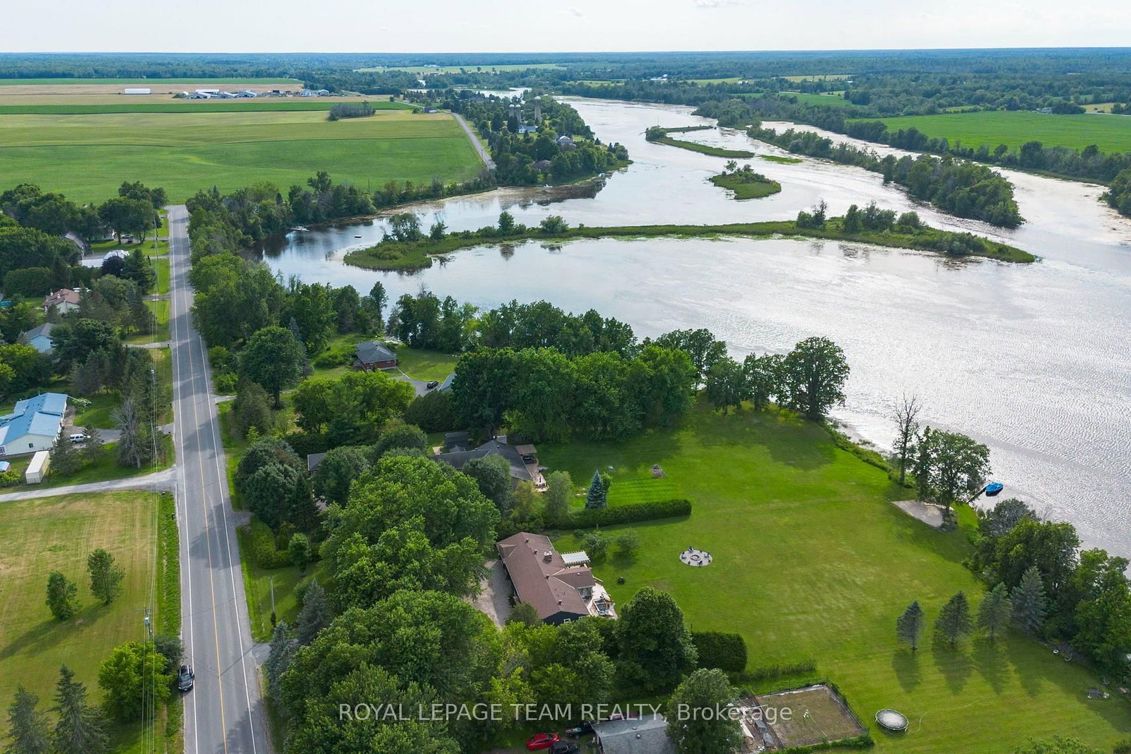 1683 River Road • North Grenville, ON photo 1