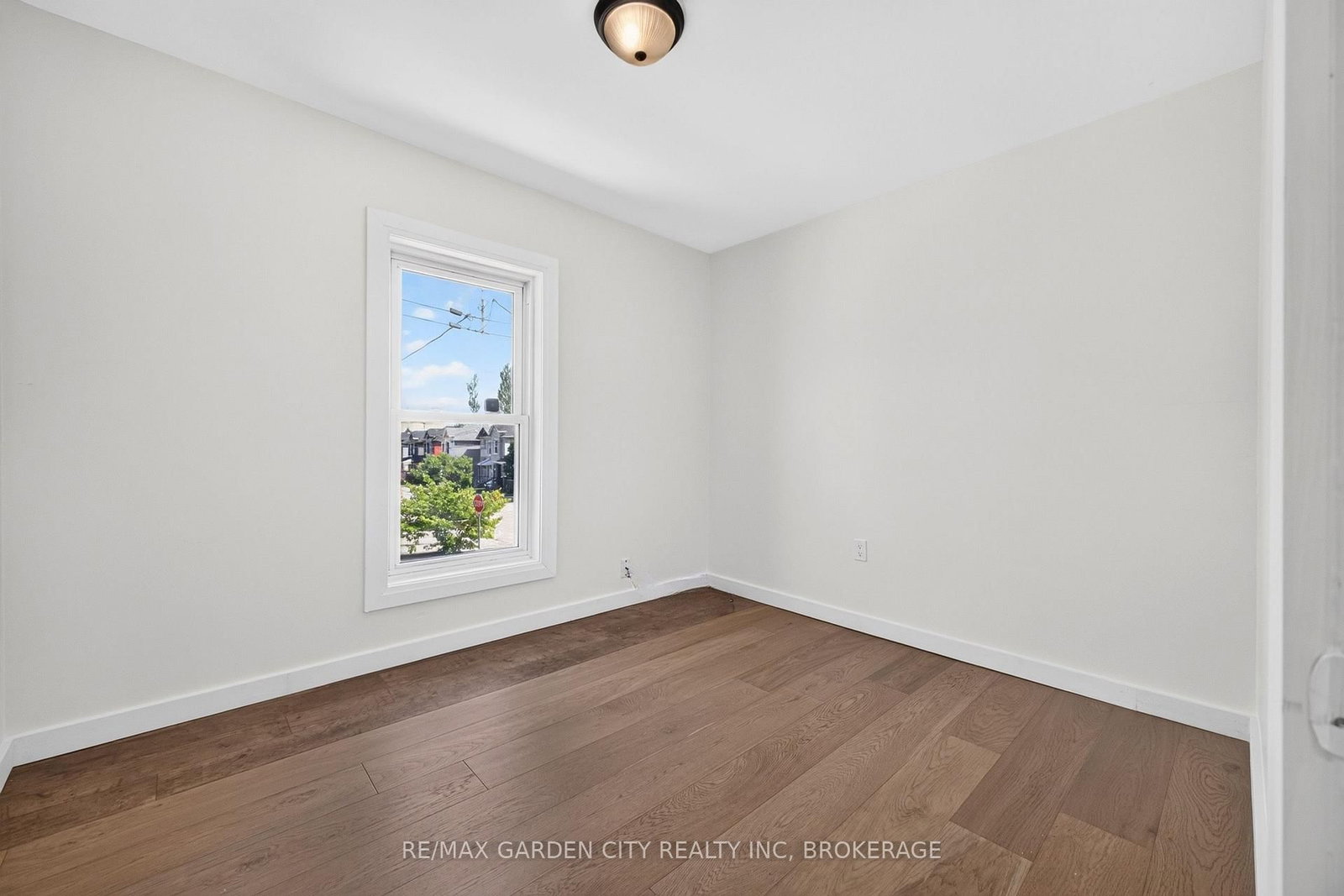 75 Keith Street • Hamilton, ON photo 33