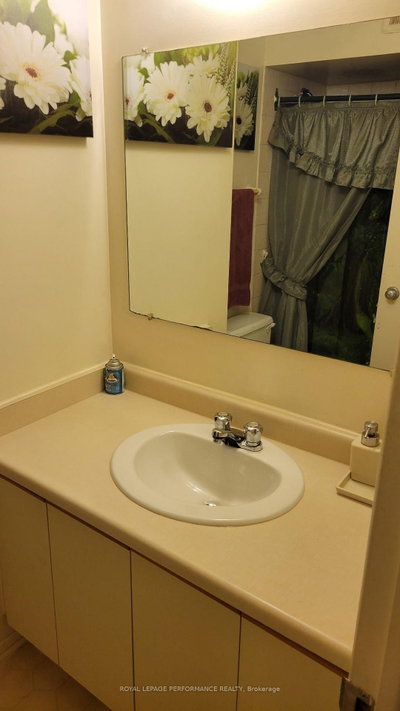 212 Viewmount Drive • #109 • Ottawa, ON photo 9