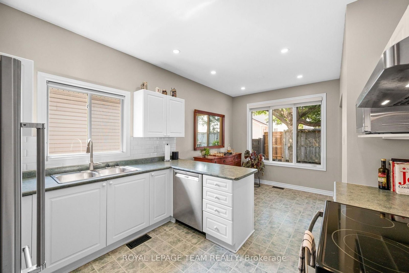 32 Trump Avenue • Ottawa, ON photo 17