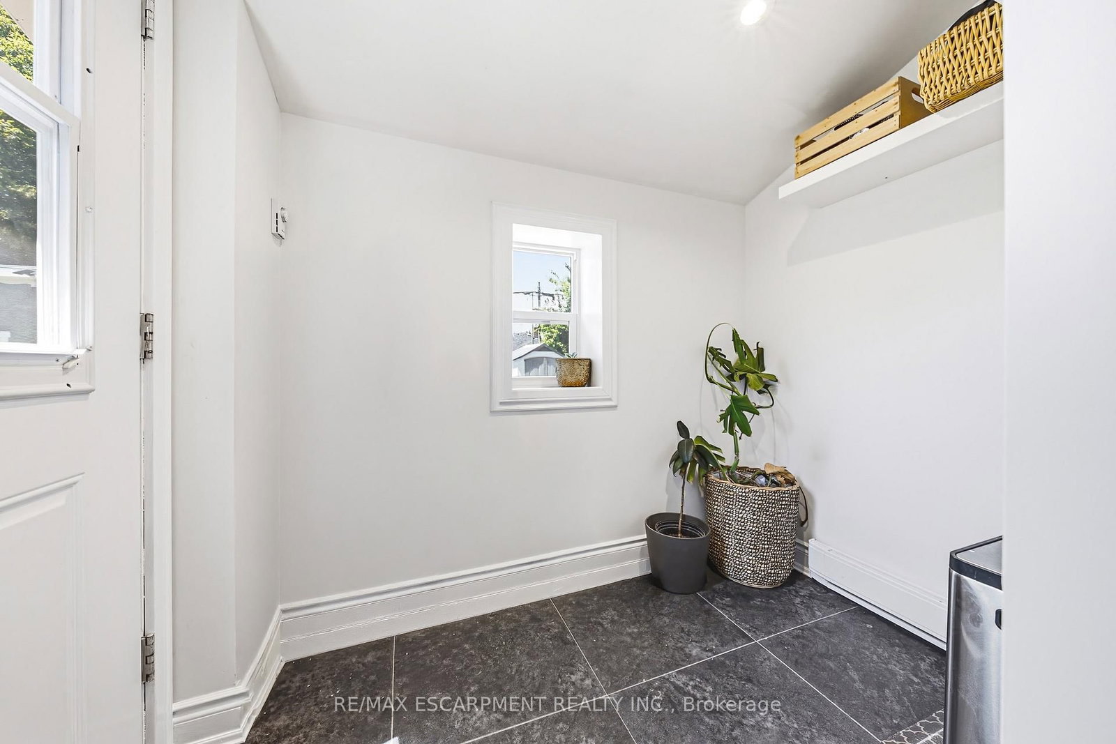 255 Weir Street N • Hamilton, ON photo 14