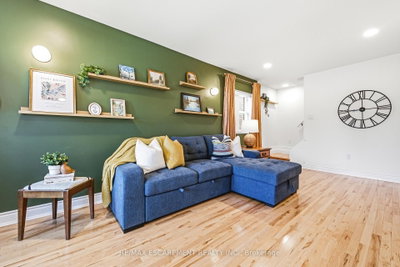 255 Weir Street N • Hamilton, ON photo 5
