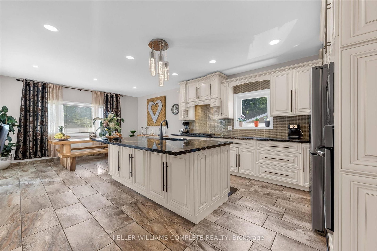 847 West 5th Street • Hamilton, ON photo 9