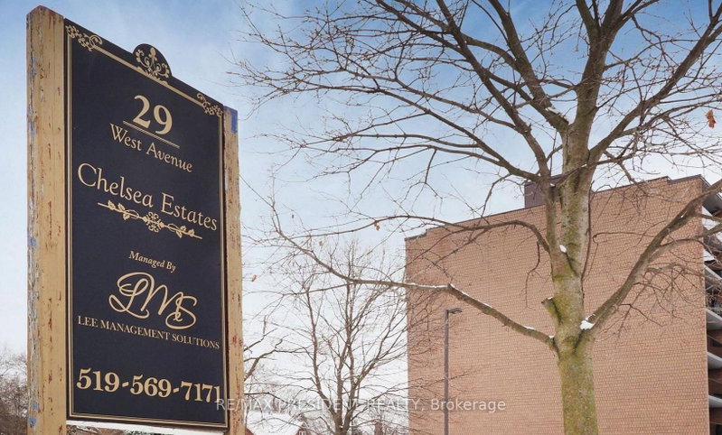 111 - 29 West Avenue W