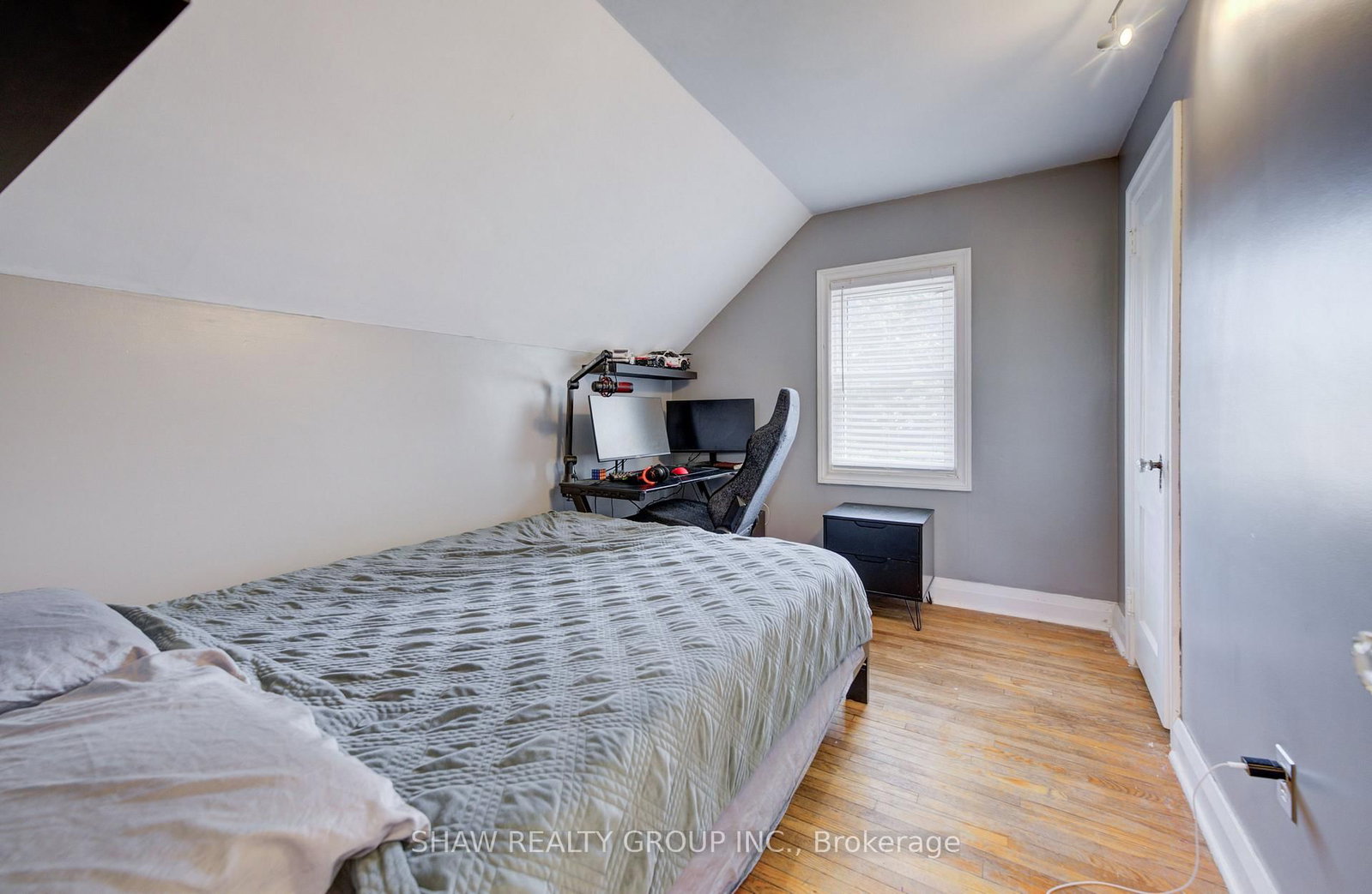209 Belleview Ave, Kitchener, view 17