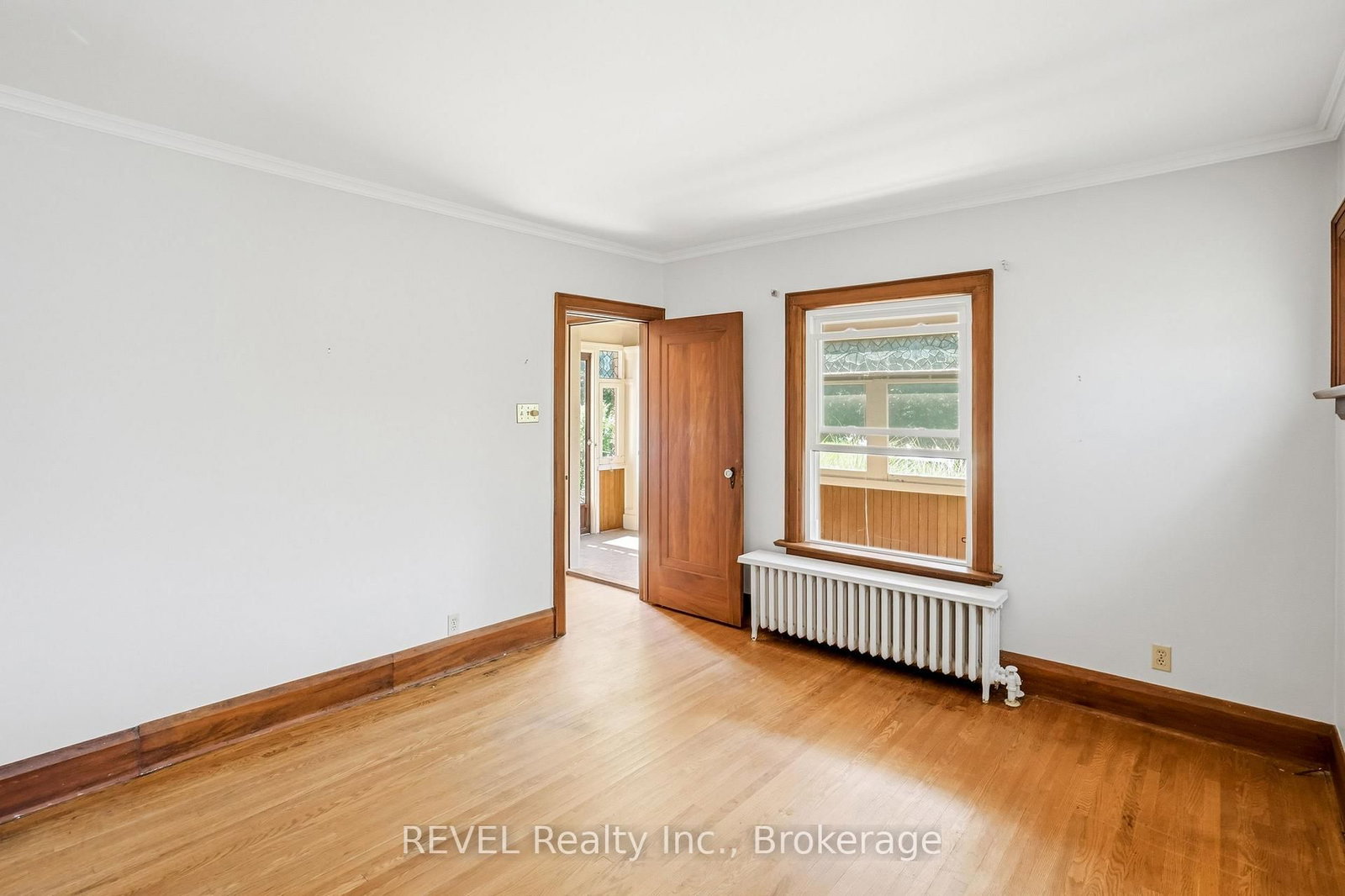 66 Permilla Street • St. Catharines, ON photo 9