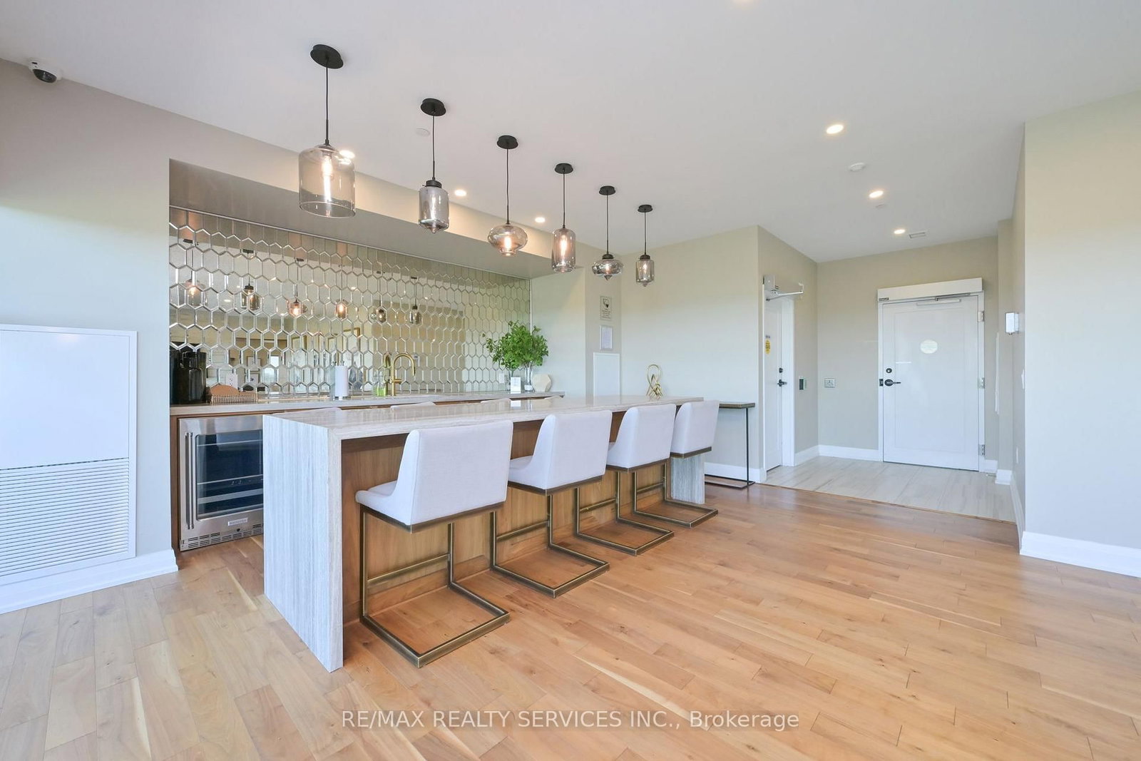 1878 GORDON Street • #809 • Guelph, ON photo 27