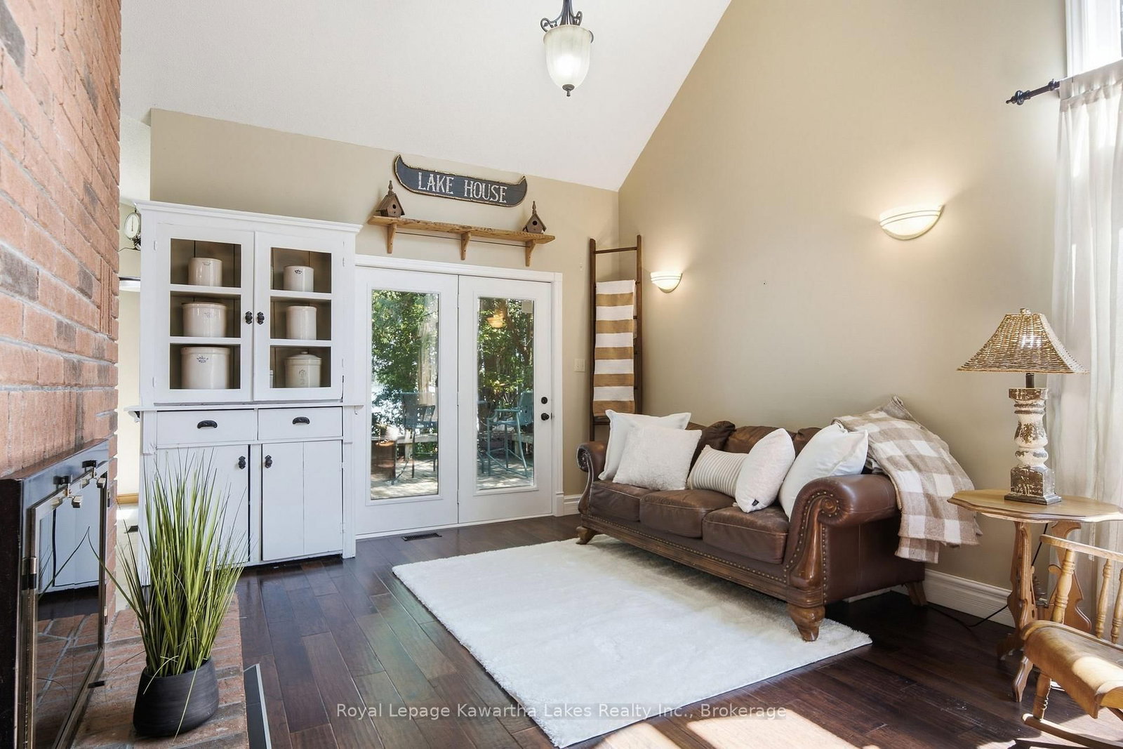 100 Pinewood Boulevard • Kawartha Lakes, ON photo 10