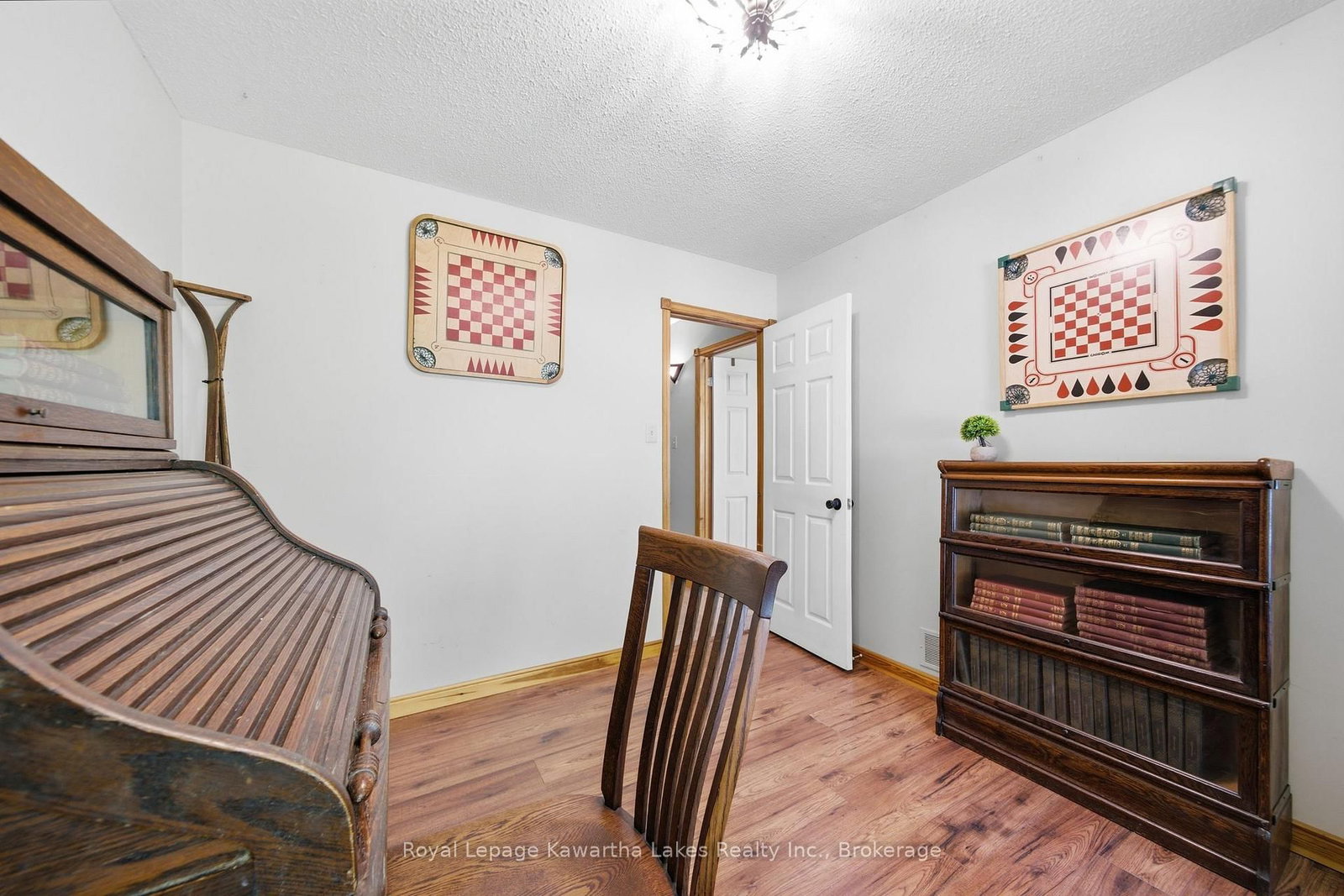 100 Pinewood Boulevard • Kawartha Lakes, ON photo 23