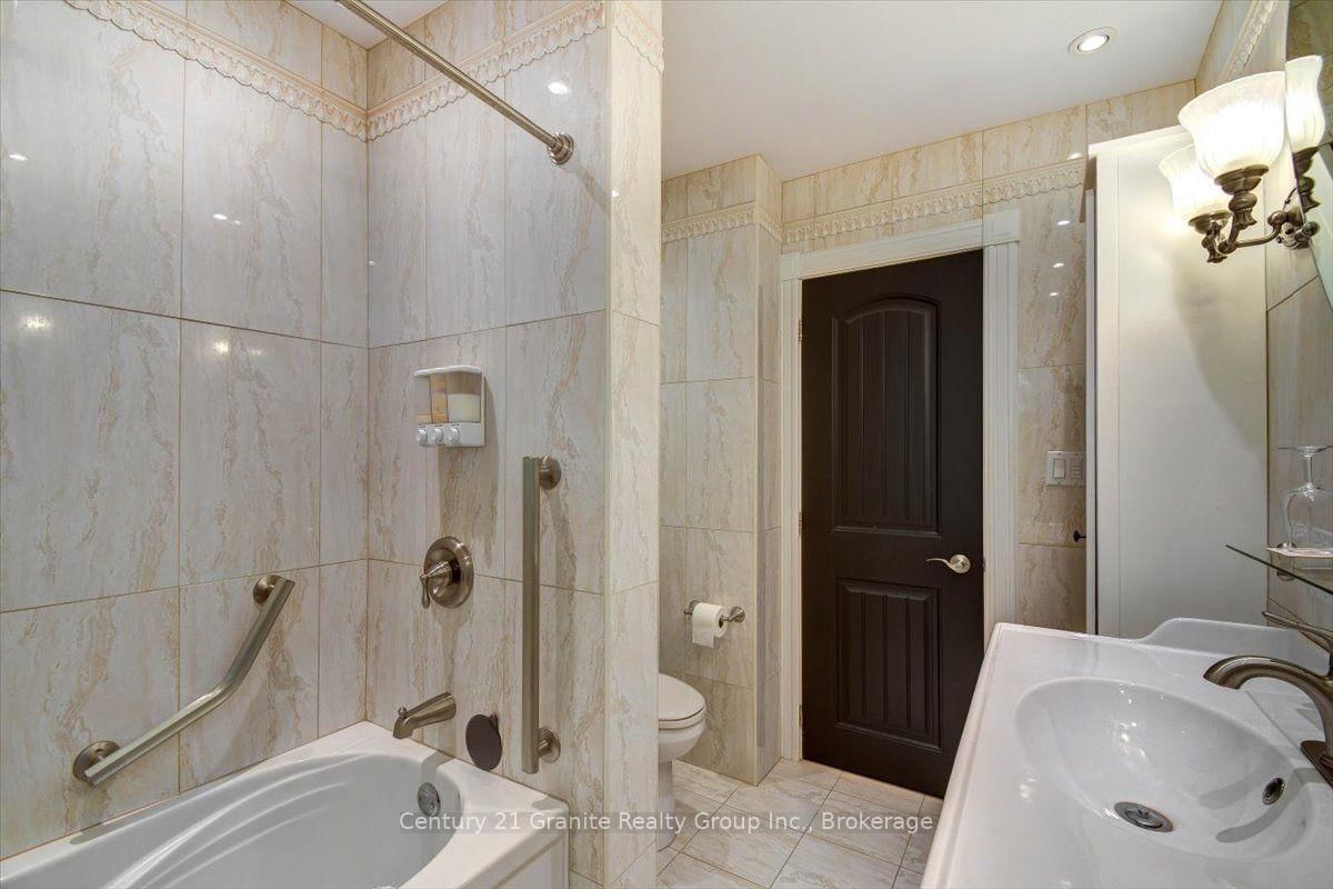 41 Maple Street • Bancroft, ON photo 22