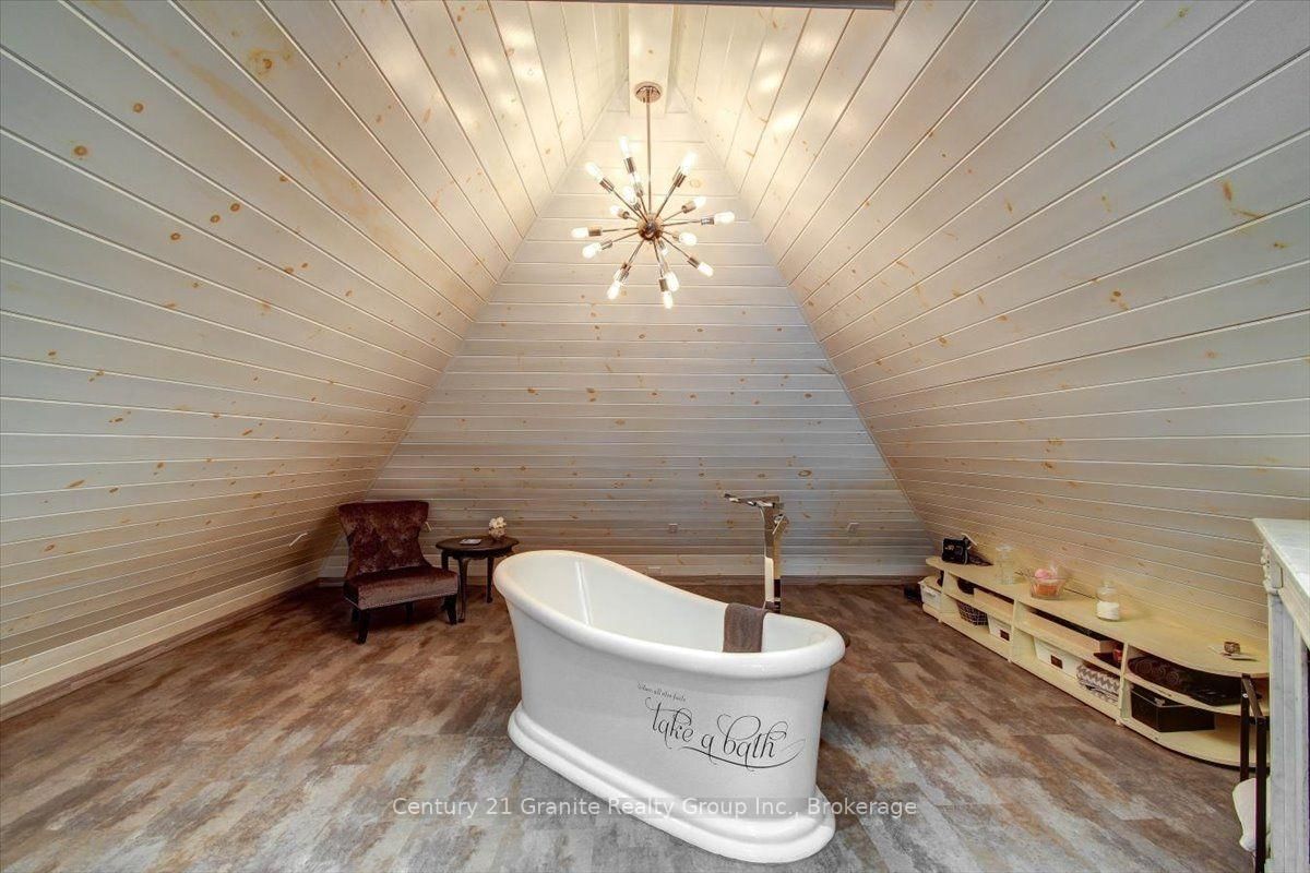 41 Maple Street • Bancroft, ON photo 32