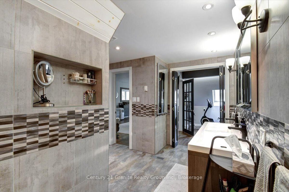 41 Maple Street • Bancroft, ON photo 34