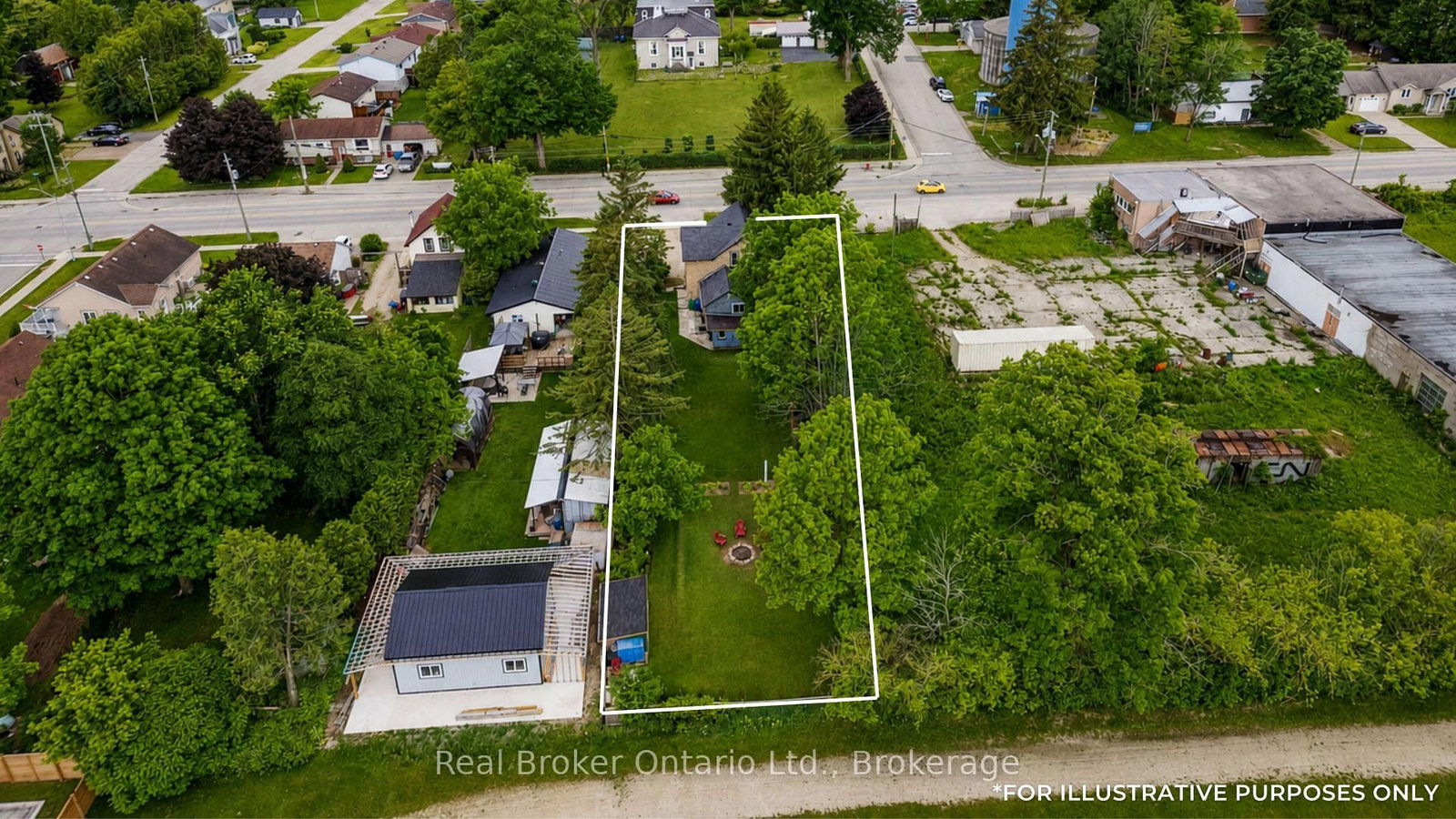677 Garafraxa Street N • West Grey, ON photo 2