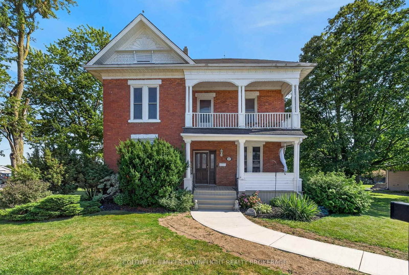 117 Main Street E
