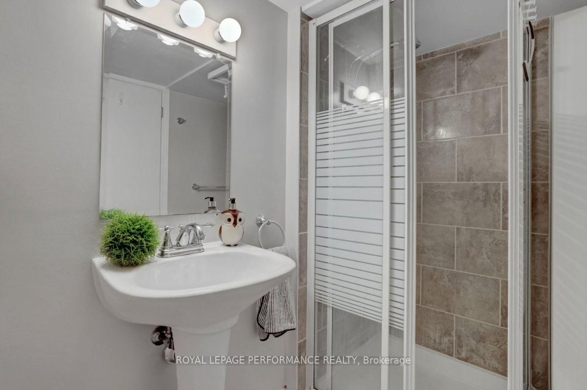 12 Prince Albert Street • Ottawa, ON photo 36