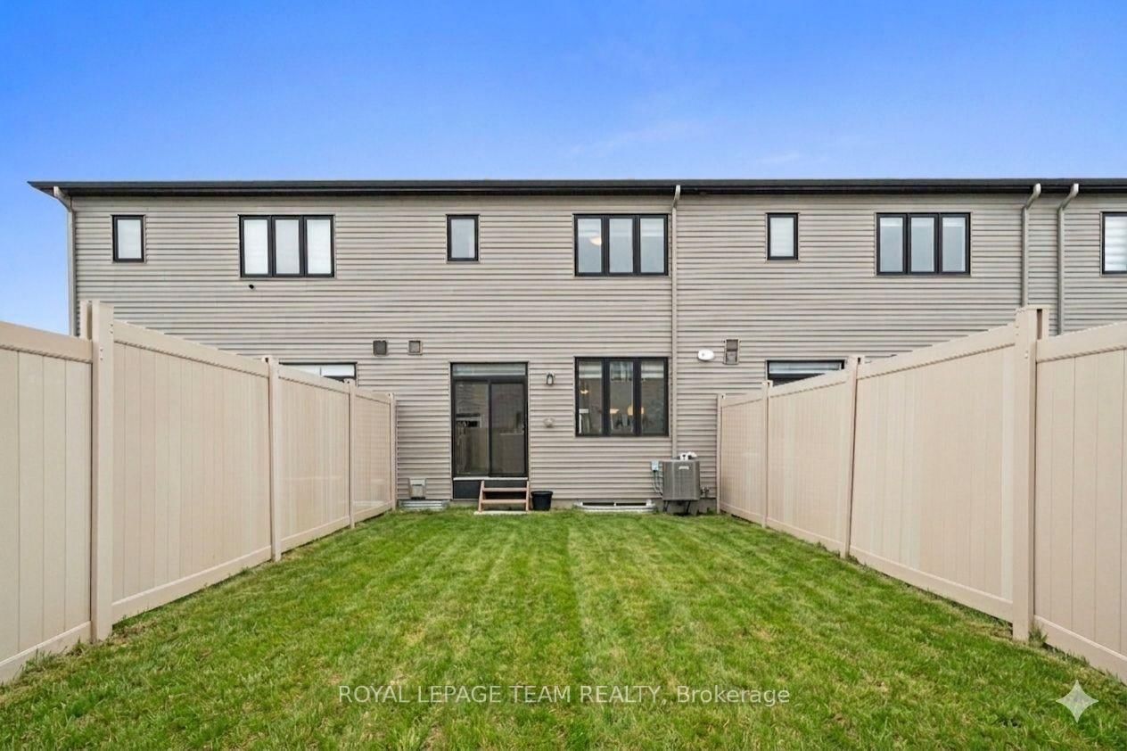 45 Finglas Court • Ottawa, ON photo 35