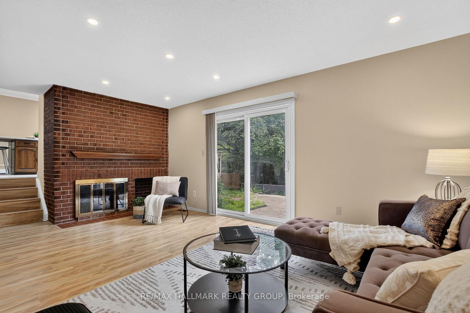 1125 Plante Drive • Ottawa, ON photo 33