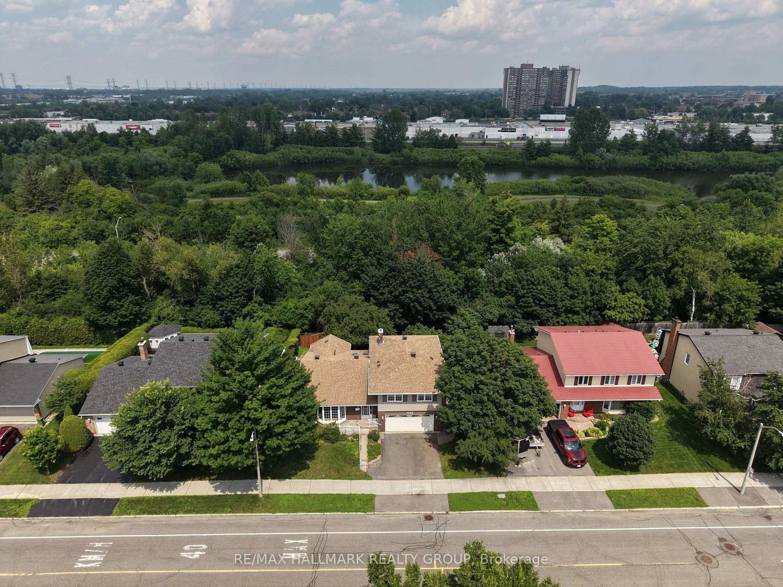 1125 Plante Drive • Ottawa, ON photo 44