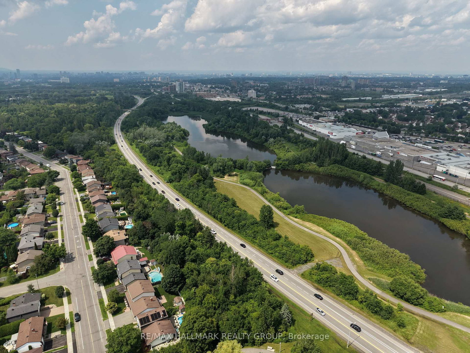 1125 Plante Drive • Ottawa, ON photo 46