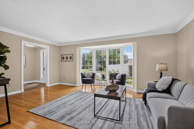 1125 Plante Drive • Ottawa, ON photo 6