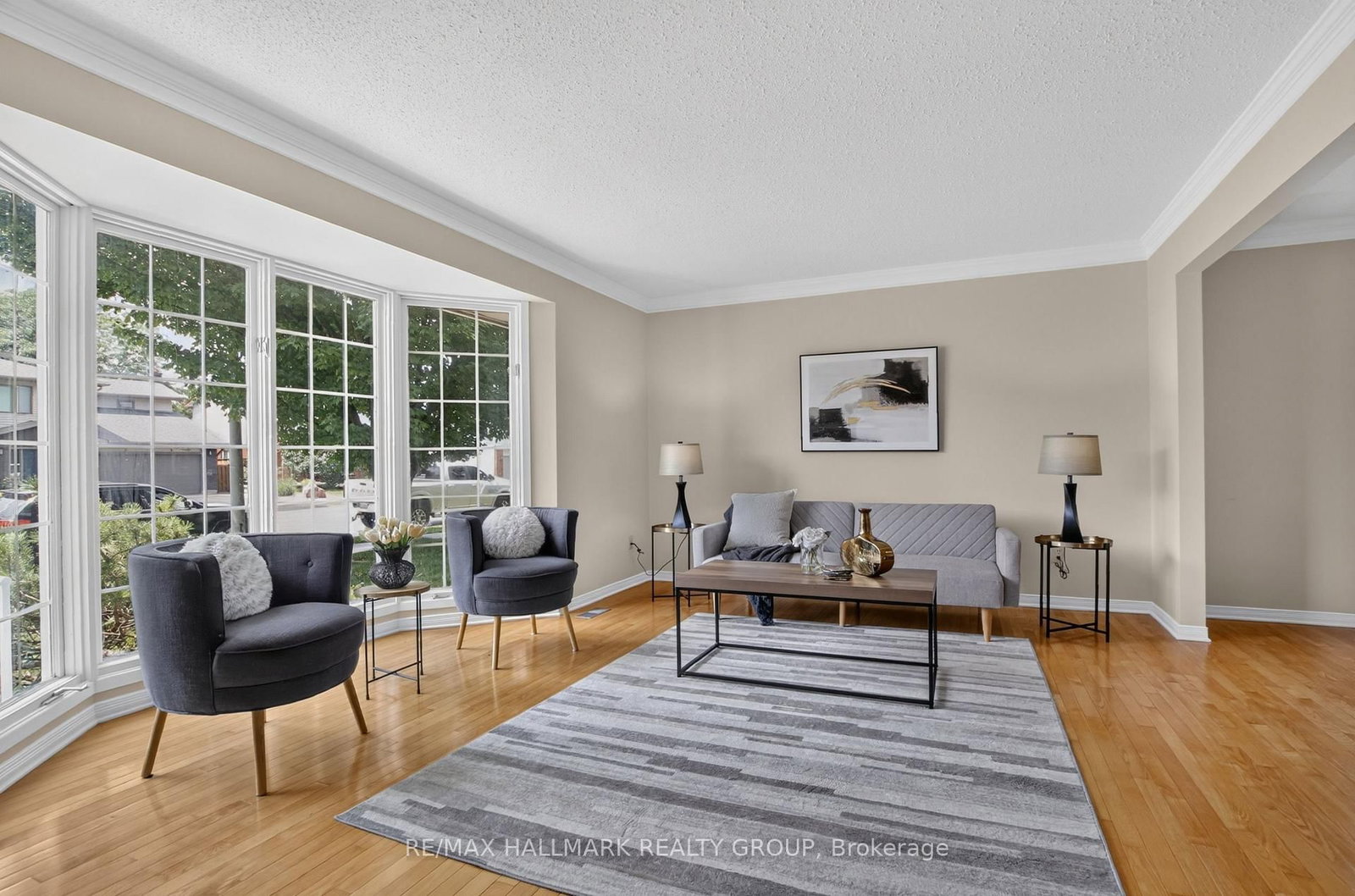 1125 Plante Drive • Ottawa, ON photo 8