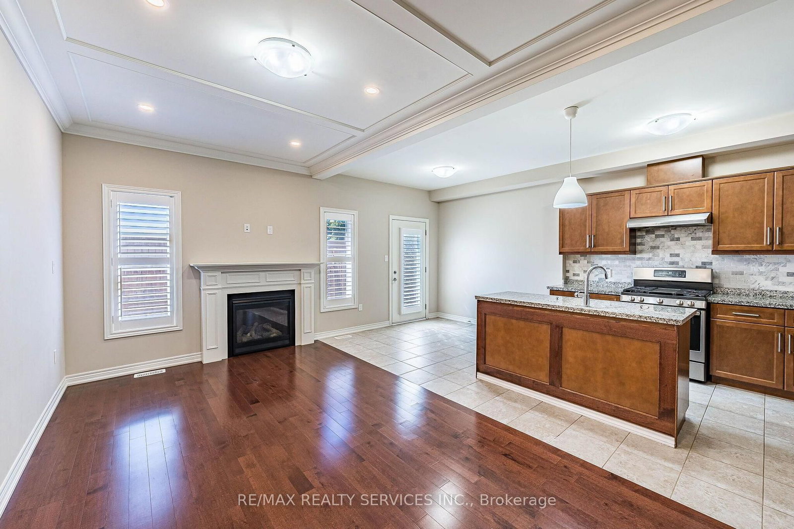 43 Sonoma Valley Crescent • Hamilton, ON photo 10